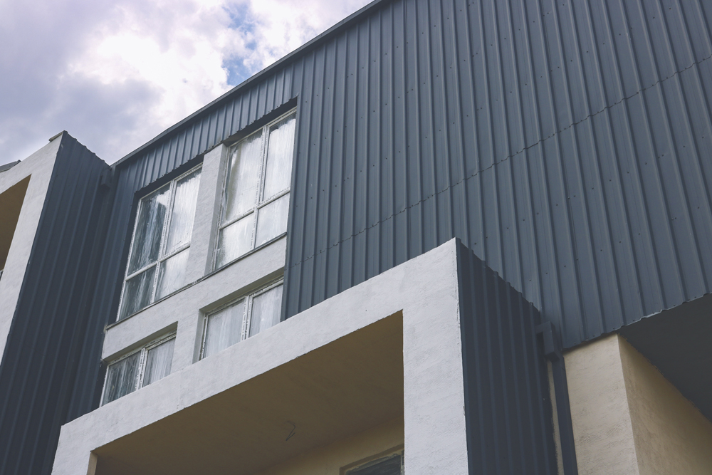 Furnishing Facade and roof