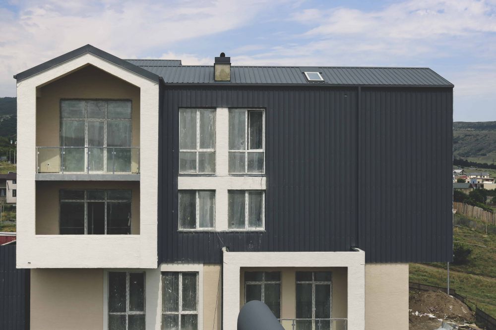 Furnishing Facade and roof